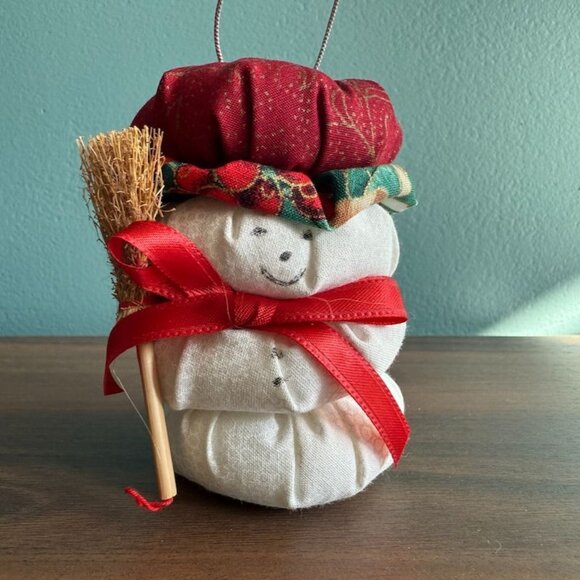 Vintage Handcrafted Fabric Snowman Ornament With Hat & Broom White Red Green 4" - Picture 2 of 8